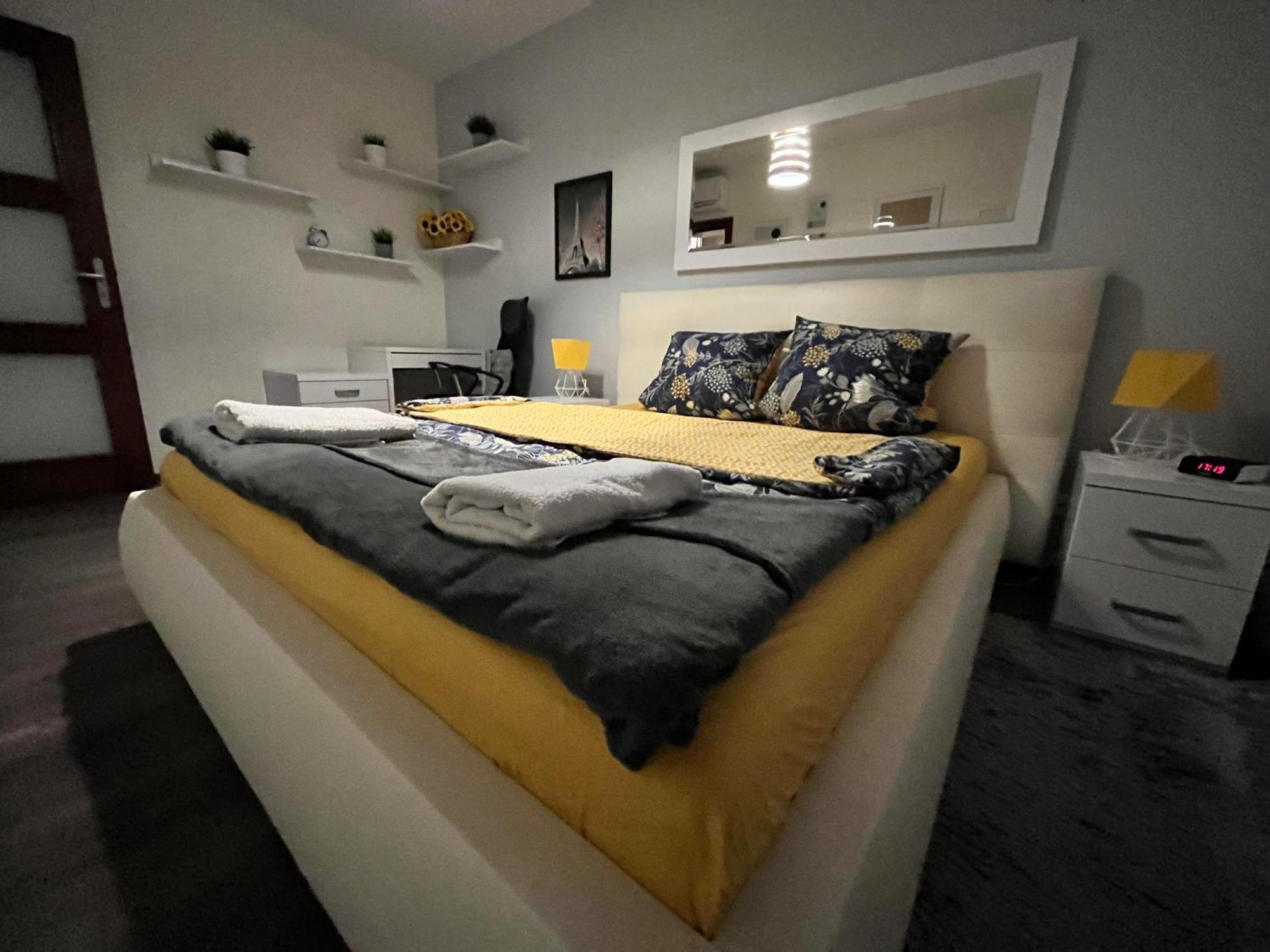 Cracow Stay Premium Apartments Free Parking - 3 X Room - 3 X Aircondition 크라쿠프 외부 사진
